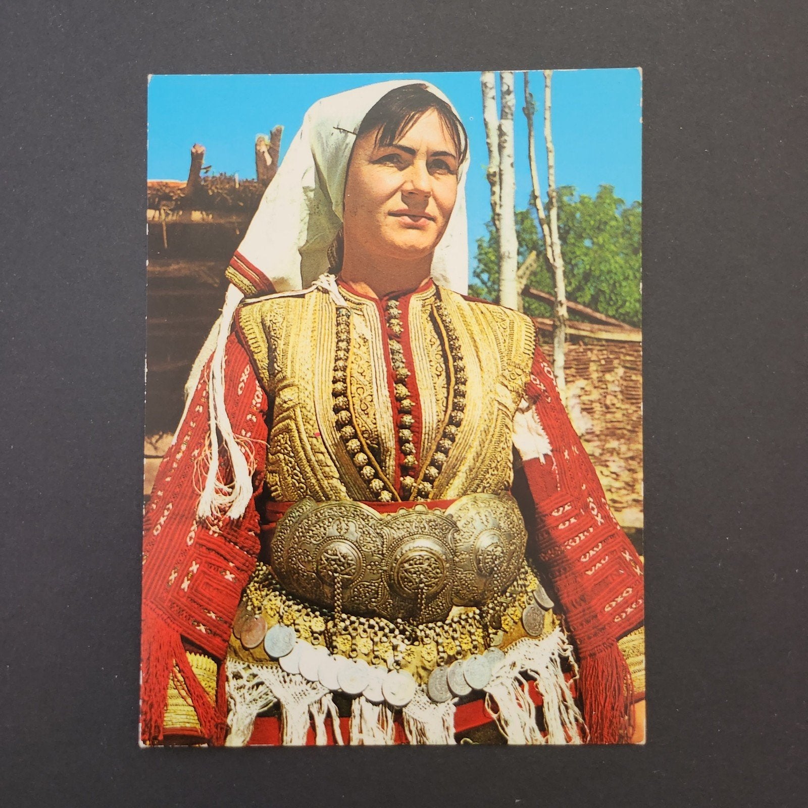 Ansichtkaart Macedonië - Bruid in traditionele klederdracht, Verzenden