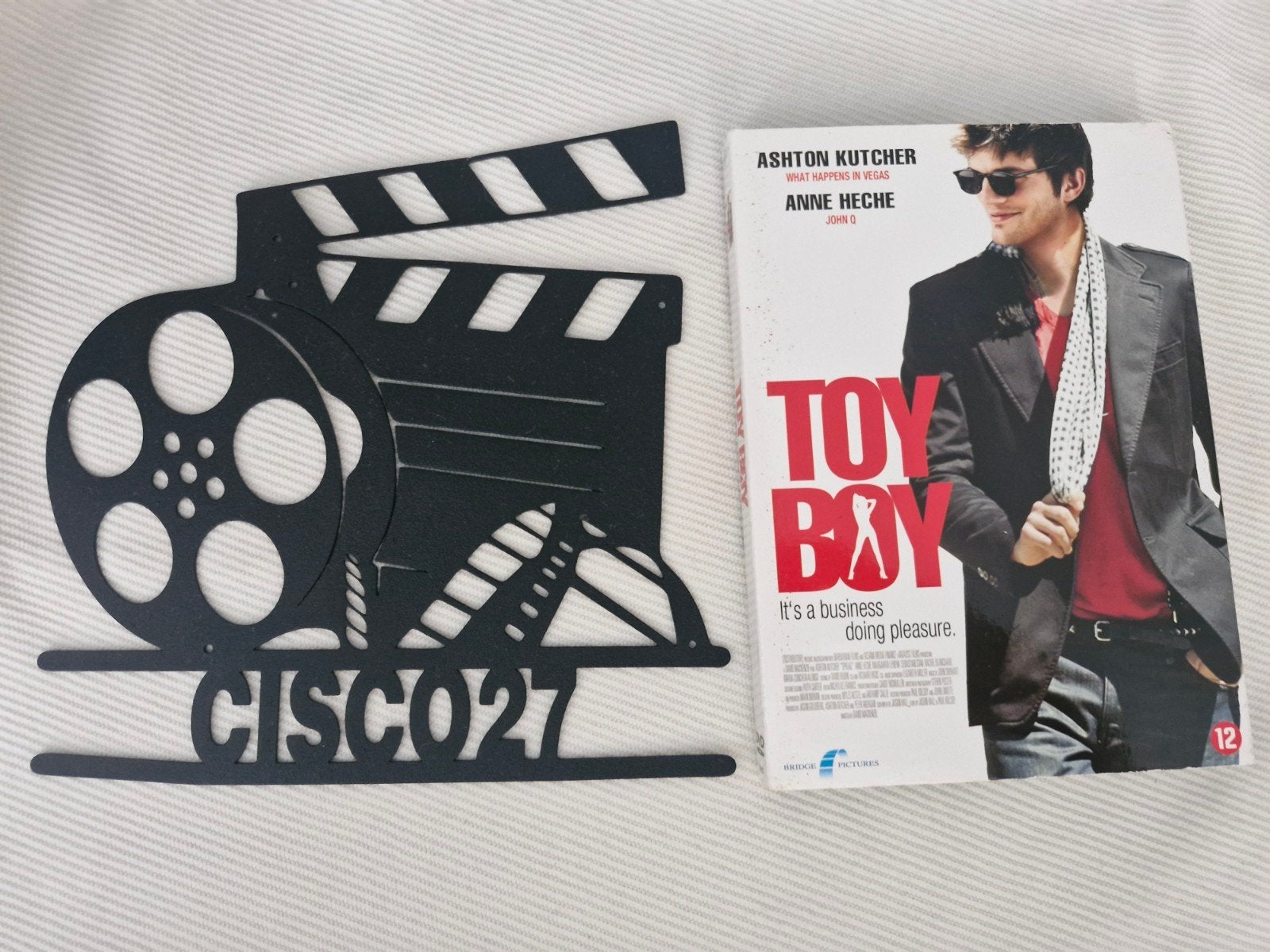 Toy Boy + slipcover, Engels, Nederlands, Overige genres, Ophalen of Verzenden