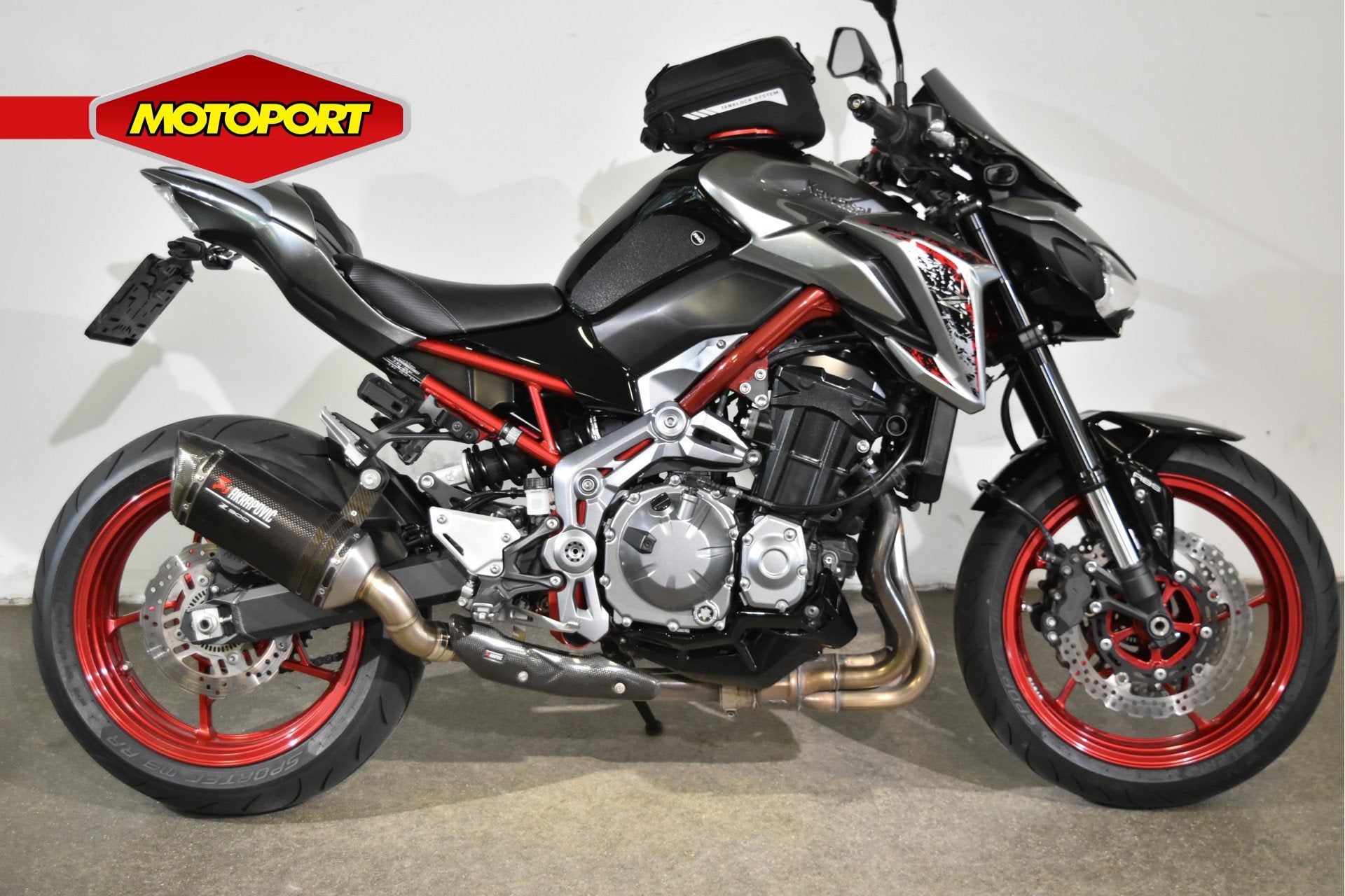 Kawasaki Z 900 (bj 2019), Motoren, Motoren | Kawasaki, Bedrijf, Overig, meer dan 35 kW, ABS, LED Verlichting