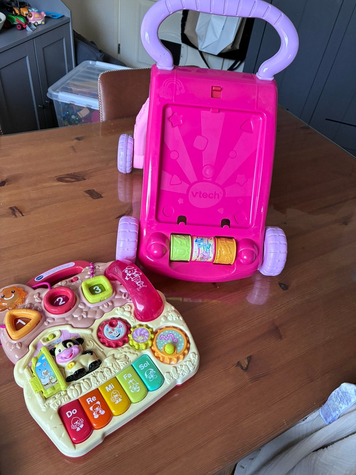 Baby walker/loopwagen  V-tech ZGN, Ophalen, Zo goed als nieuw, 6 maanden tot 2 jaar