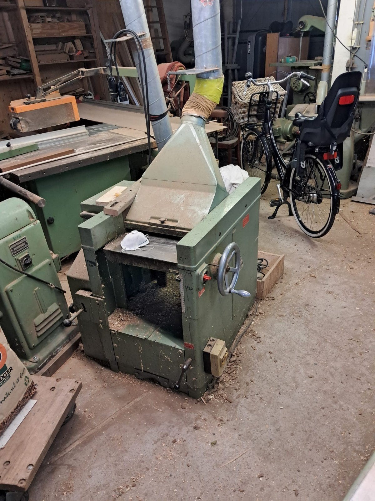 Diverse Houtbewerkingsmachines en Werkplaatsuitrusting, Ophalen, Gebruikt