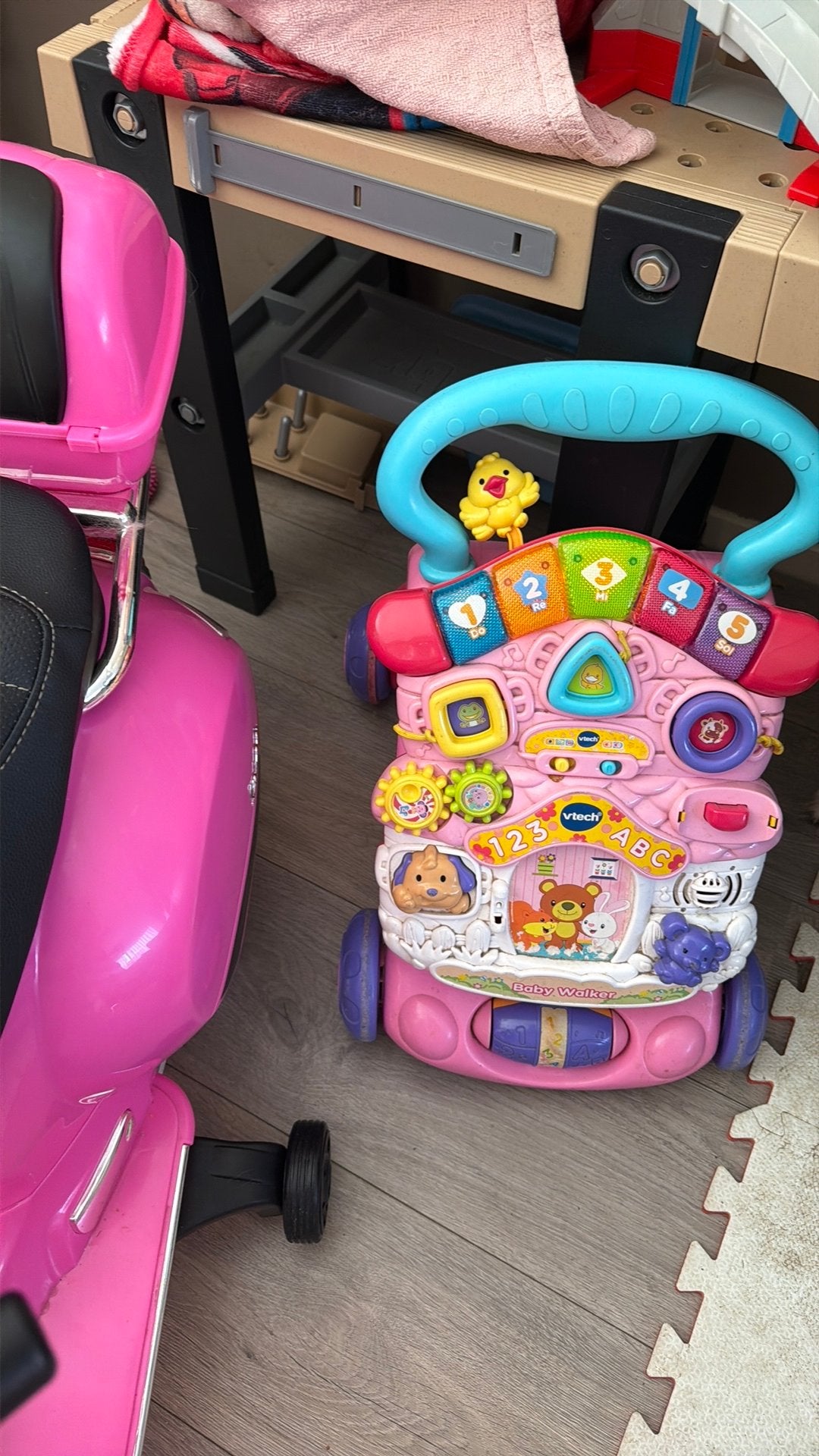 Vtech loopwagen voor klein prijsje, Ophalen of Verzenden, Zo goed als nieuw