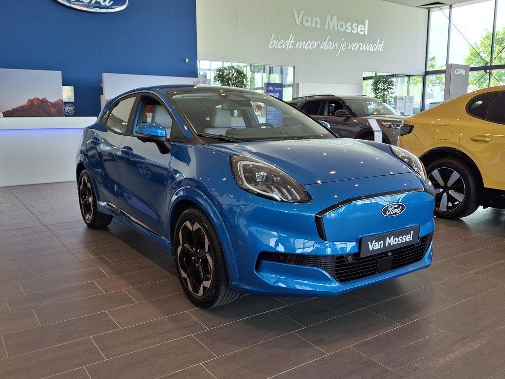 Ford Puma Gen-E Premium 44 kWh | €3000 Ford voordeel | Nie, Auto's, Ford, Puma, Automatische klimaatregeling, Blauw, Leder en Stof