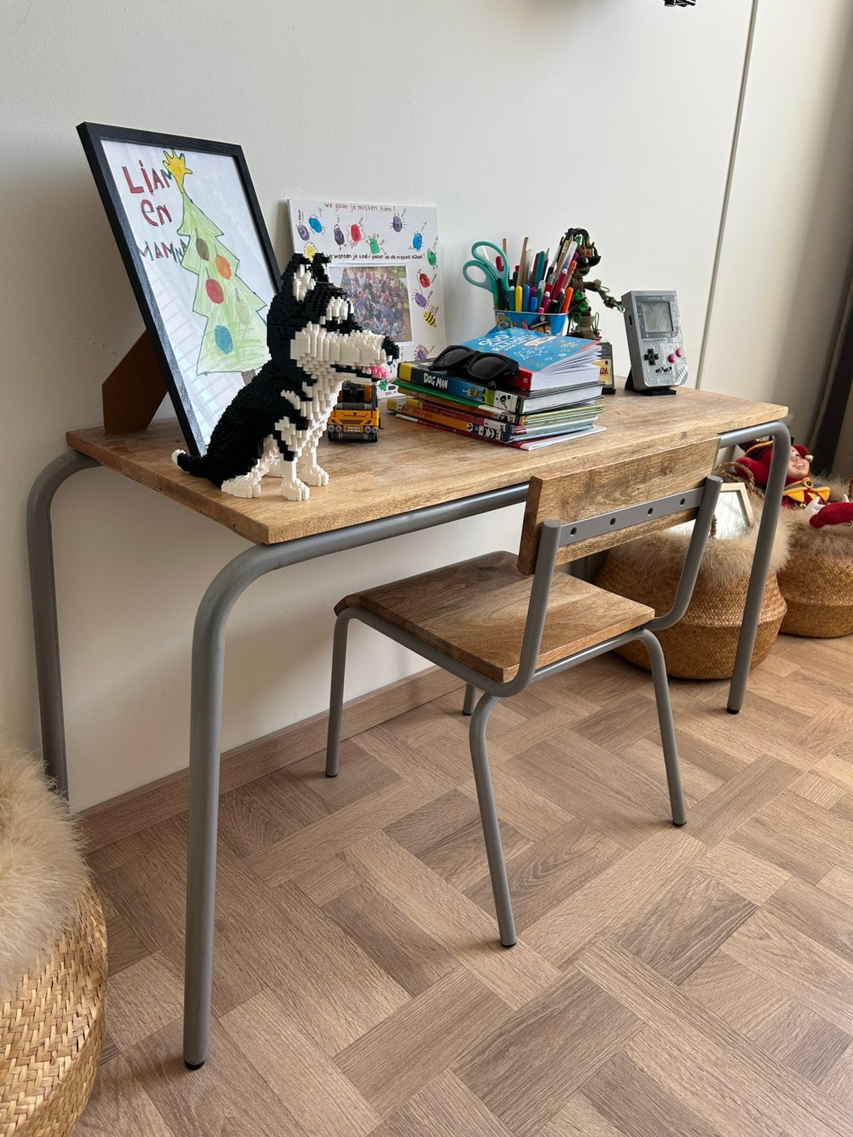 Kidsdepot tafel en stoel set, Ophalen, Zo goed als nieuw, Tafel(s) en Stoel(en)