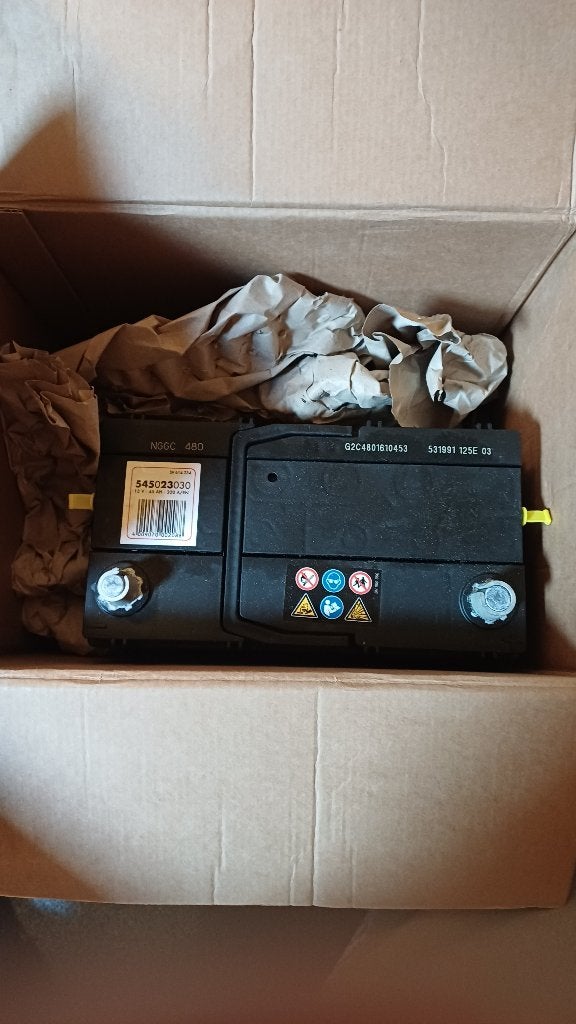 auto accu premium 12v.45ah.300a/en nieuw, Auto-onderdelen, Ophalen, Nieuw