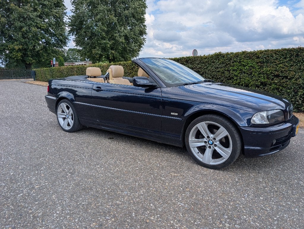 BMW 3-Serie 2.0 CI 318 Cabrio 2003 Blauw Orient, 13 km/l, 680 kg, 4 cilinders, Cabriolet