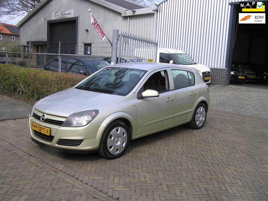 Opel Astra 1.6 Enjoy nap pas airco nieuwe apk, Auto's, Voorwielaandrijving, Gebruikt, 1165 kg, Origineel Nederlands