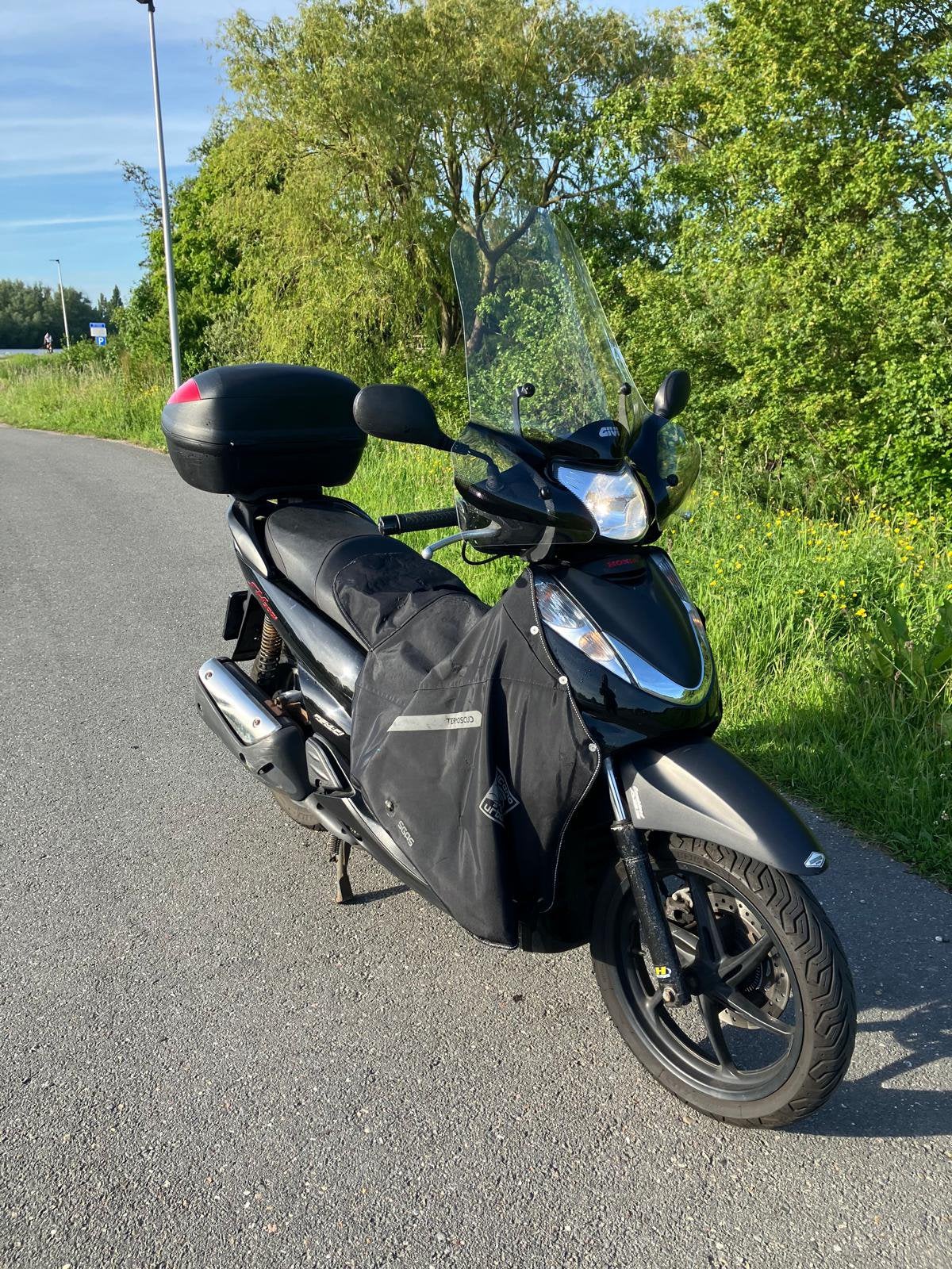 Honda Sh300i met abs motorscooter, Particulier, Scooter