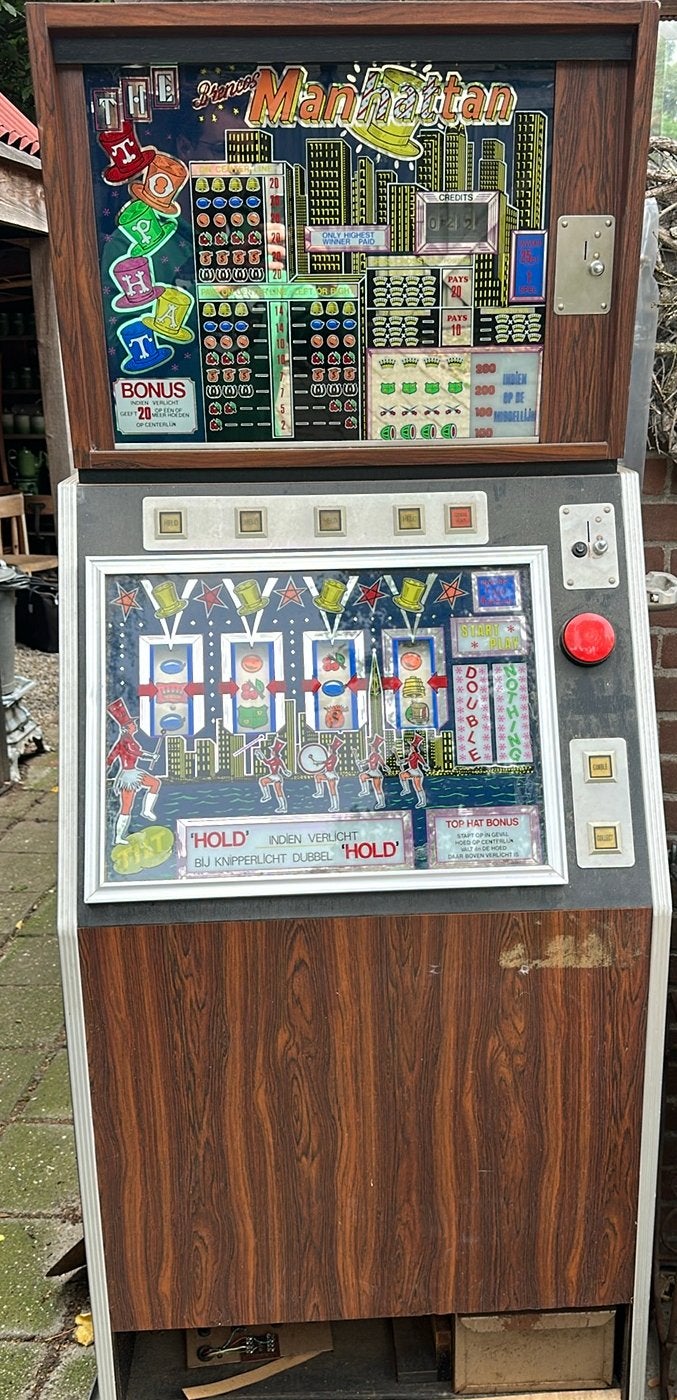 Manhattan mk2 gokkast speelautomaat werkend, Gulden, Ophalen, Gebruikt