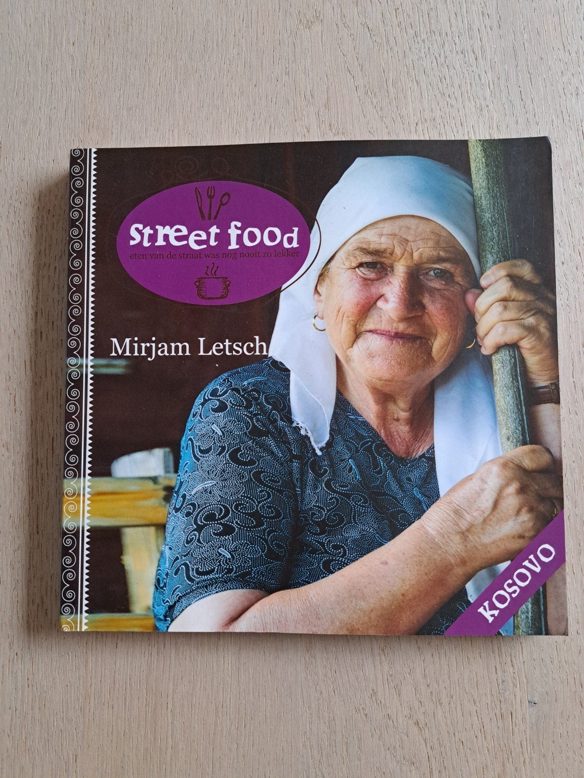 Street food KOSOVO - Mirjam Letsch

Opnieuw een boek in de s, Boeken, Kookboeken, Ophalen of Verzenden, Zo goed als nieuw