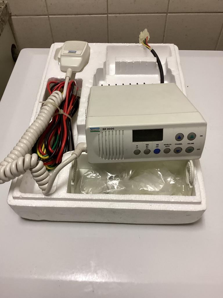 VHF Marine radio, Ophalen of Verzenden, Nieuw, Radio