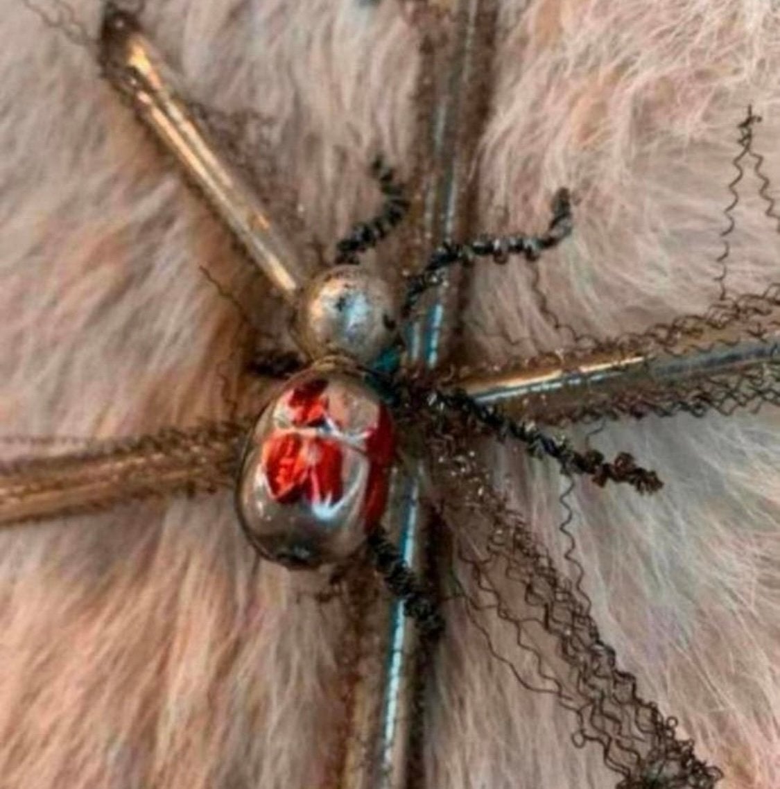 Kerstbal mooie echte antieke gablonser spin in web kerstbal, Diversen, Kerst, Verzenden