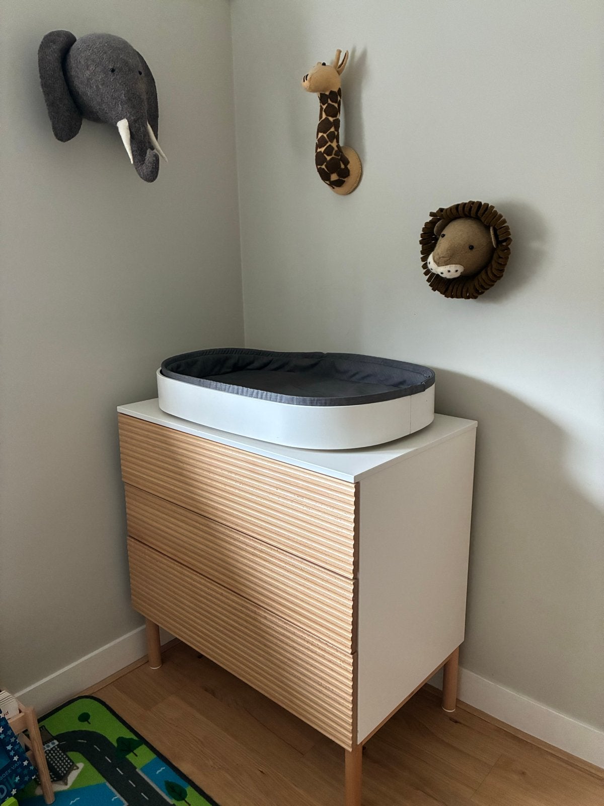 Stokke Sleepi commode met verschoon unit, Kinderen en Baby's, Kinderkamer | Commodes en Kasten, Minder dan 90 cm, 50 tot 70 cm