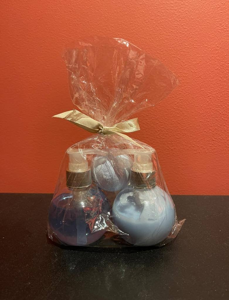 Showergel, body lotion en bath fizzer, Ophalen of Verzenden, Nieuw, Bad & Douche
