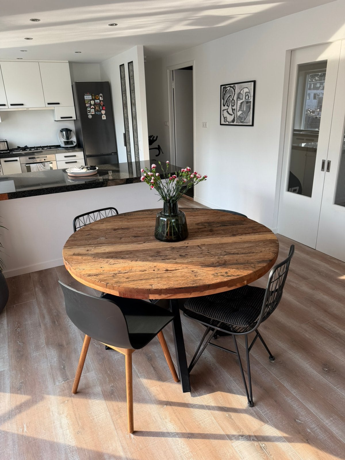 Goossens Otik ronde eettafel 130 cm – massief mangohout, Huis en Inrichting, Tafels | Eettafels, Ophalen of Verzenden, Zo goed als nieuw
