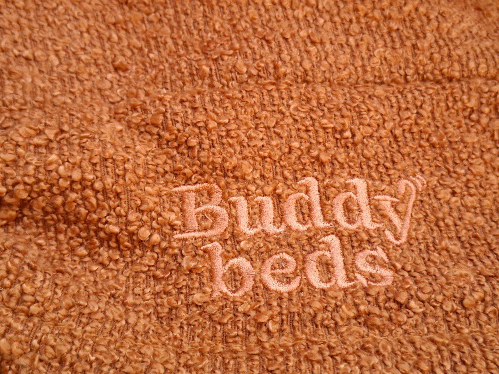 Nieuwe Buddy Beds Terracotta boucle hoes maat M., Dieren en Toebehoren, Ophalen of Verzenden, Nieuw