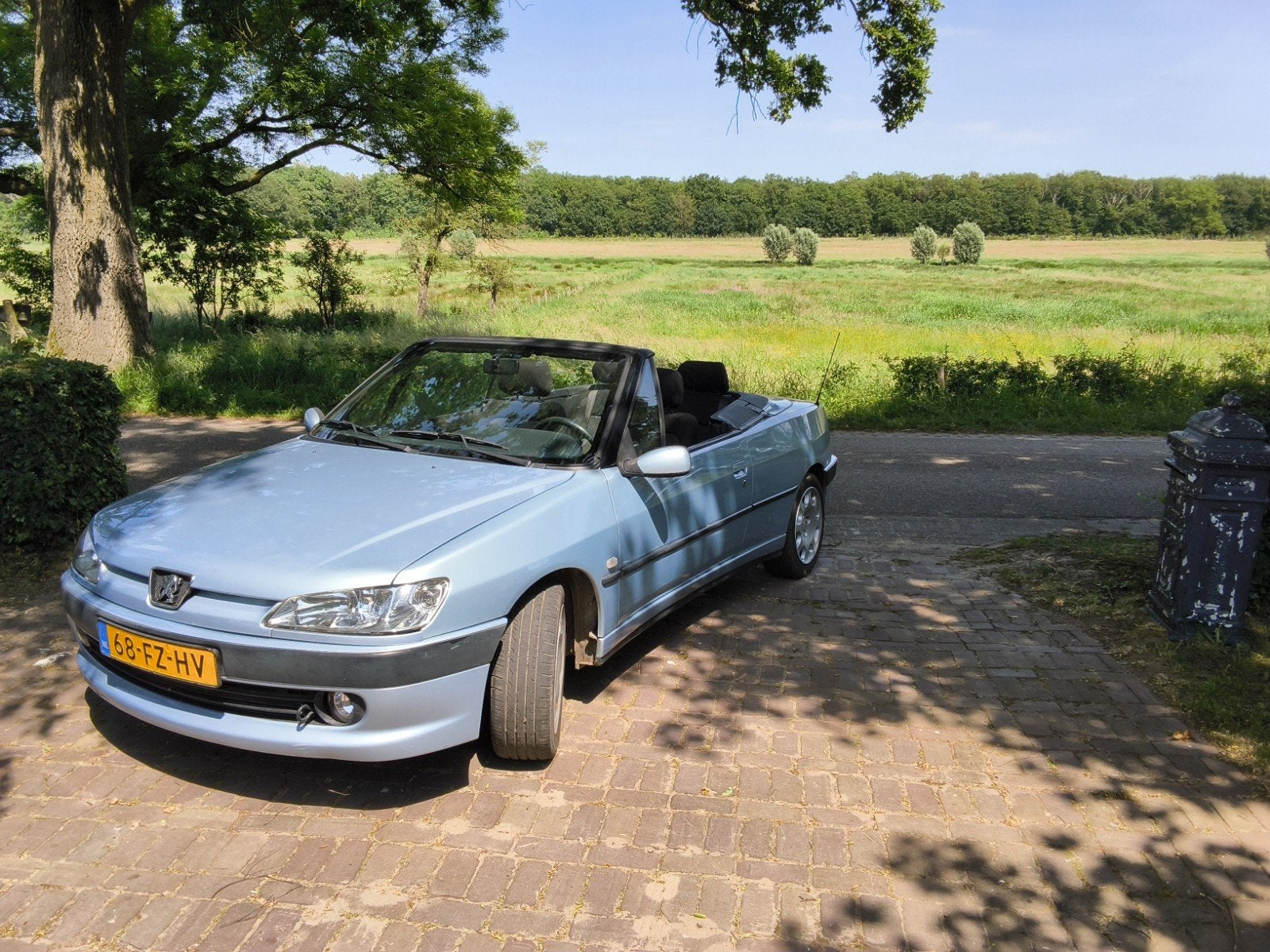 Peugeot 306 1.6 Cabriolet 2000 Grijs, Auto's, Peugeot, Voorwielaandrijving, 4 cilinders, Cabriolet, 4 stoelen