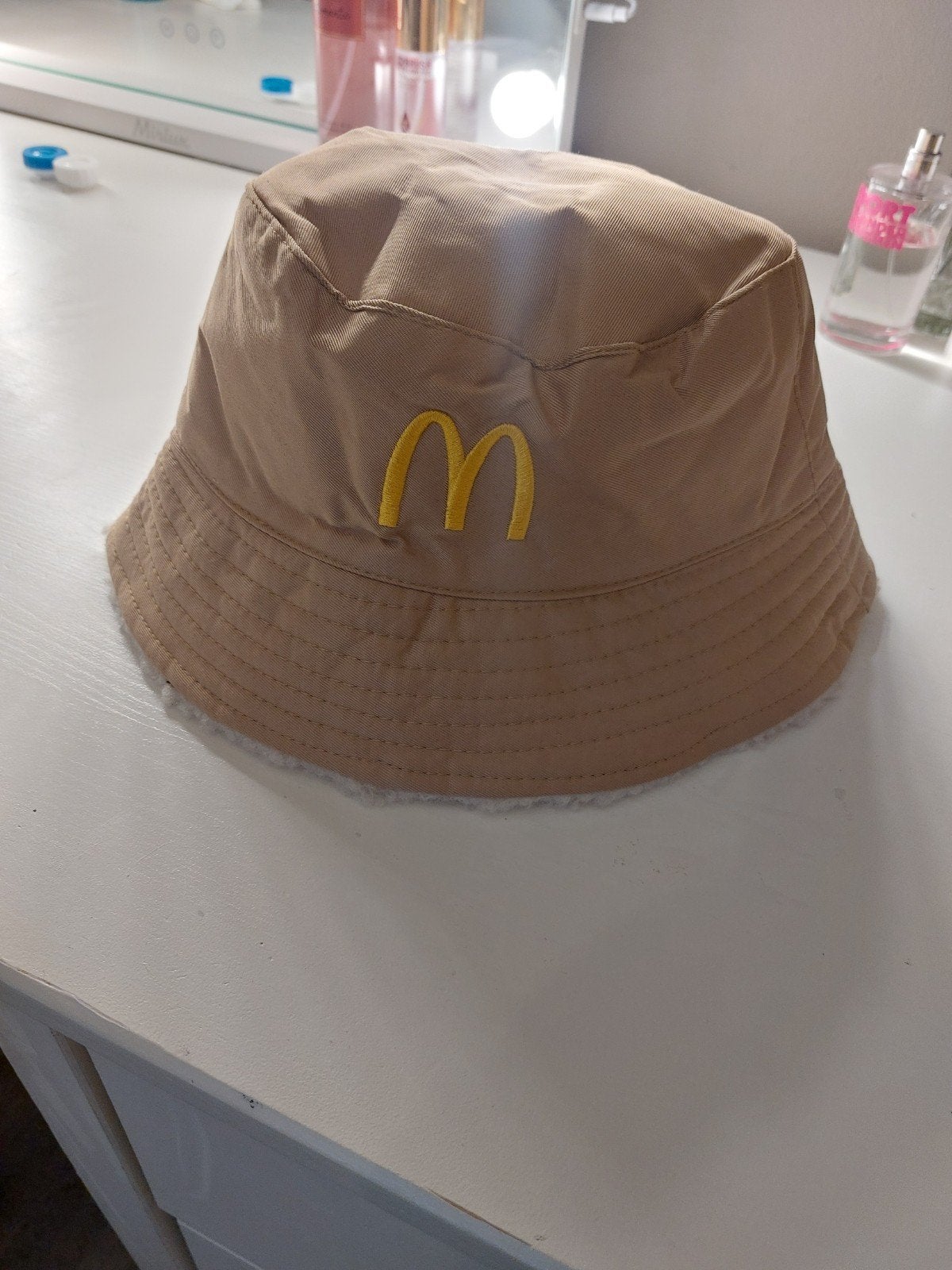 McDonald's bucket hat - Nieuw, Kleding | Dames, McDonald's, Hoed, Nieuw, One size fits all