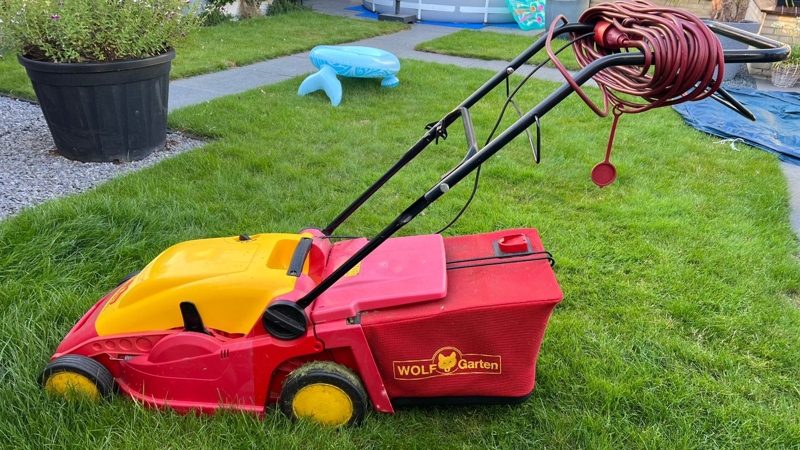 Electrische grasmaaier in prima staat, Tuin en Terras, Grasmaaiers, Ophalen, Zo goed als nieuw