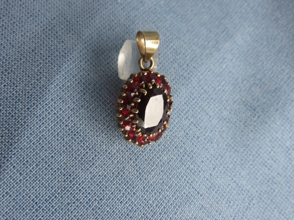 Antiek hangertje - granaat steen in 8 karaat goud - 20e eeuw, Ophalen of Verzenden, Goud, Hanger