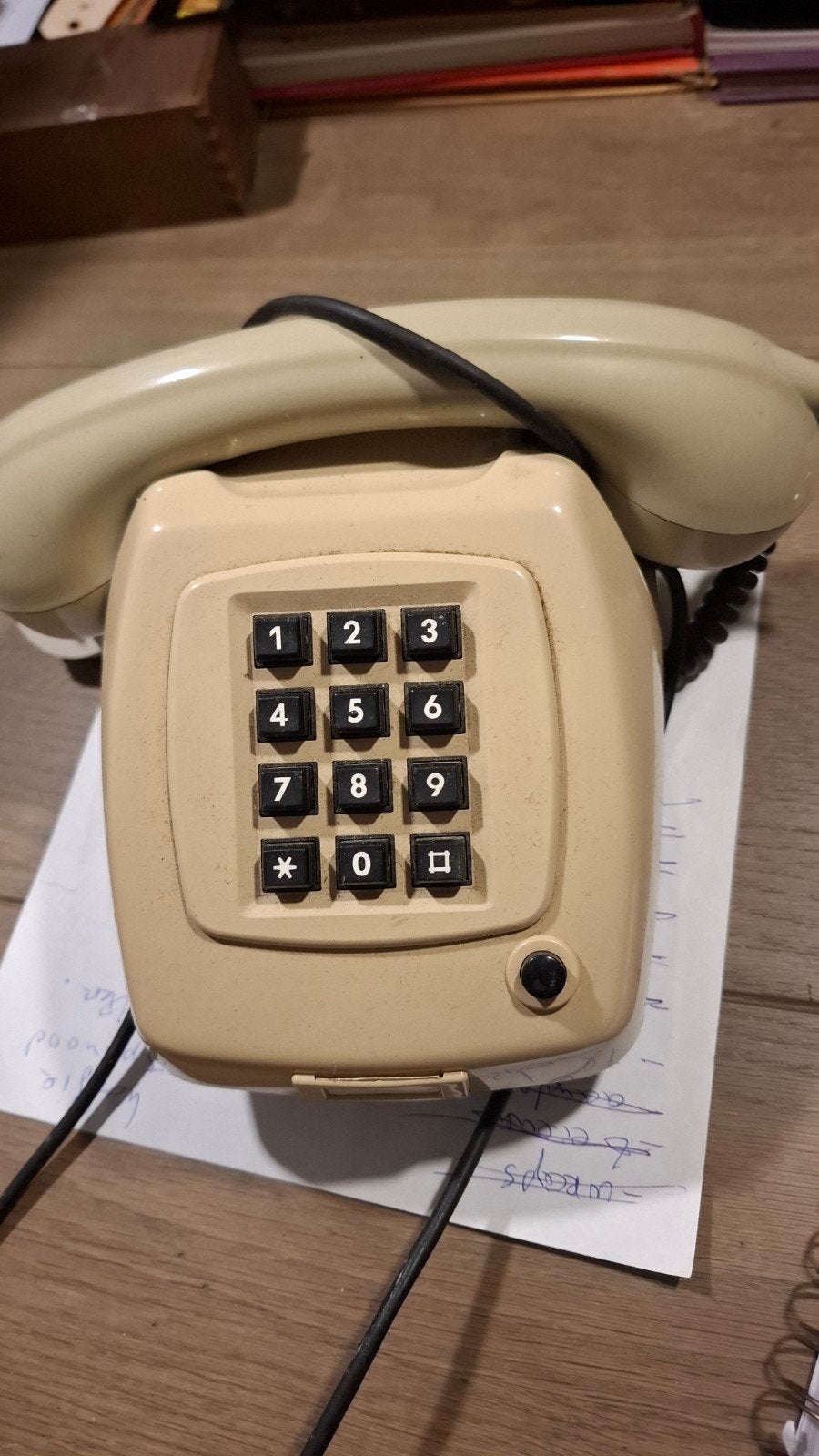 telefoon ptt Ericsson druktoetsen t65 tdk creme, Ophalen of Verzenden, Gebruikt