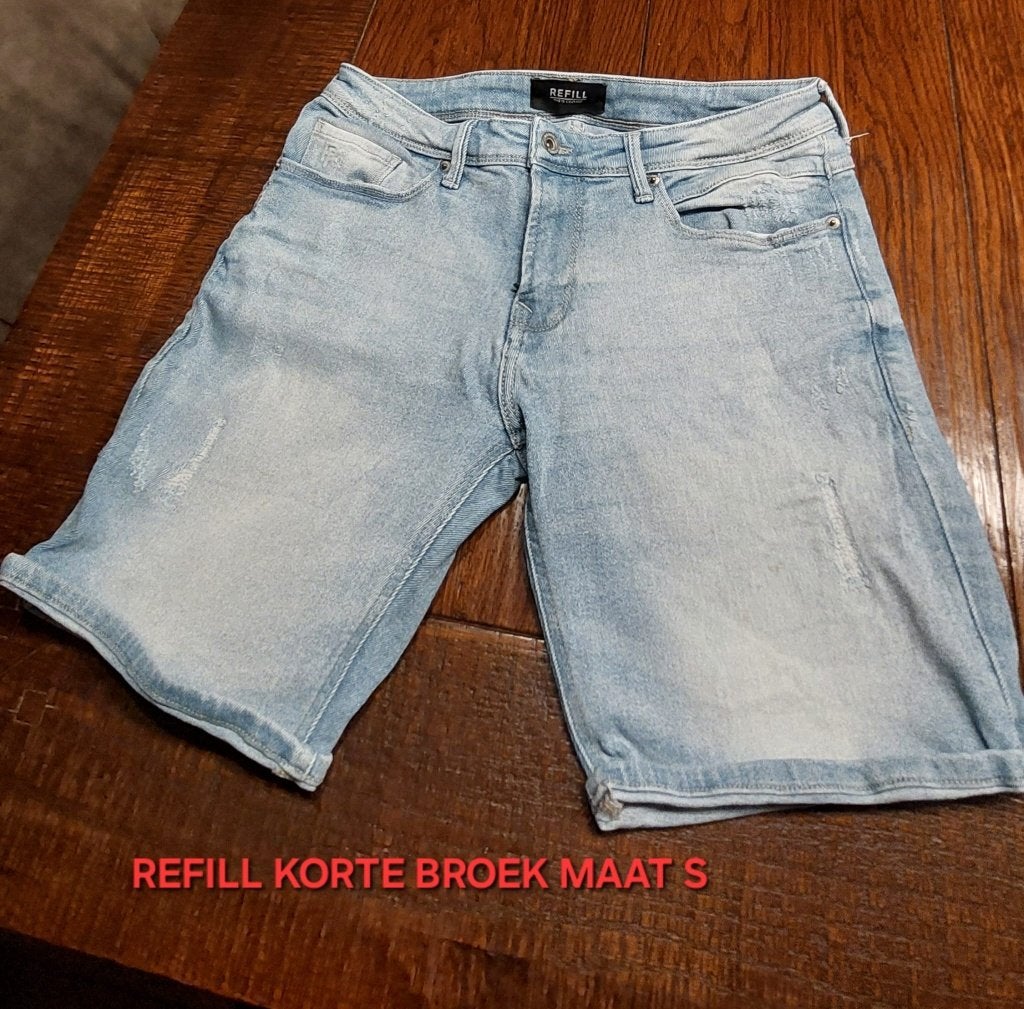 Korte broek REFILL maat S, Ophalen, Gebruikt, REFILL, Jongen
