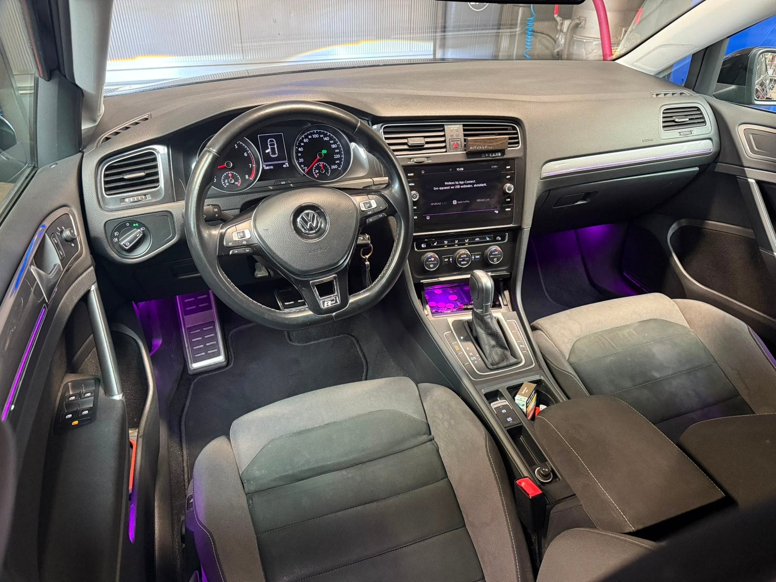 Volkswagen Golf 7.5 1.0 TSI 115pk Bluemotion 5D 2019 Zwart, Auto's, 1165 kg, Zwart, Origineel Nederlands, 630 kg