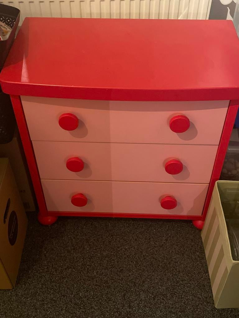 Ikea ladekast Roze met rood, Ophalen, Minder dan 75 cm, 105 cm of meer, Zo goed als nieuw