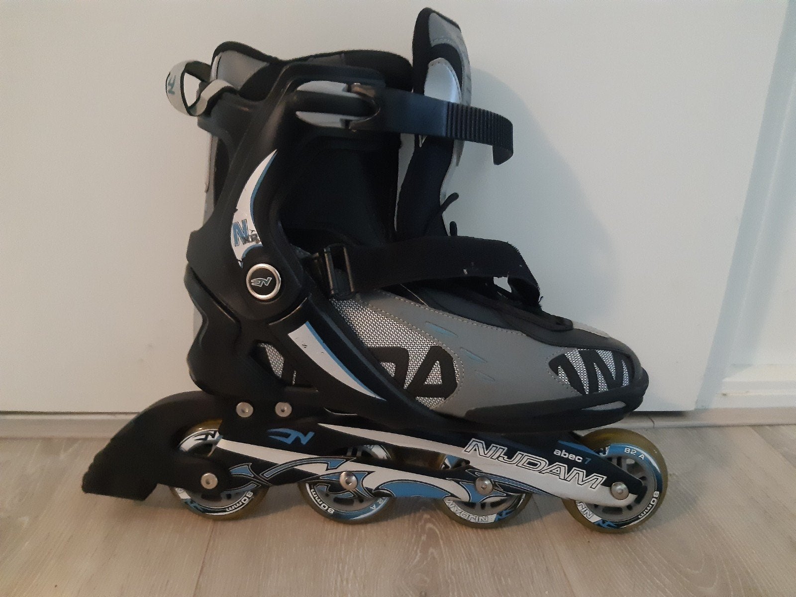 Skeelers maat 46 xwart/ grijs  merk Nijdam, Sport en Fitness, Skeelers, Overige merken, Heren, Ophalen of Verzenden, Zo goed als nieuw