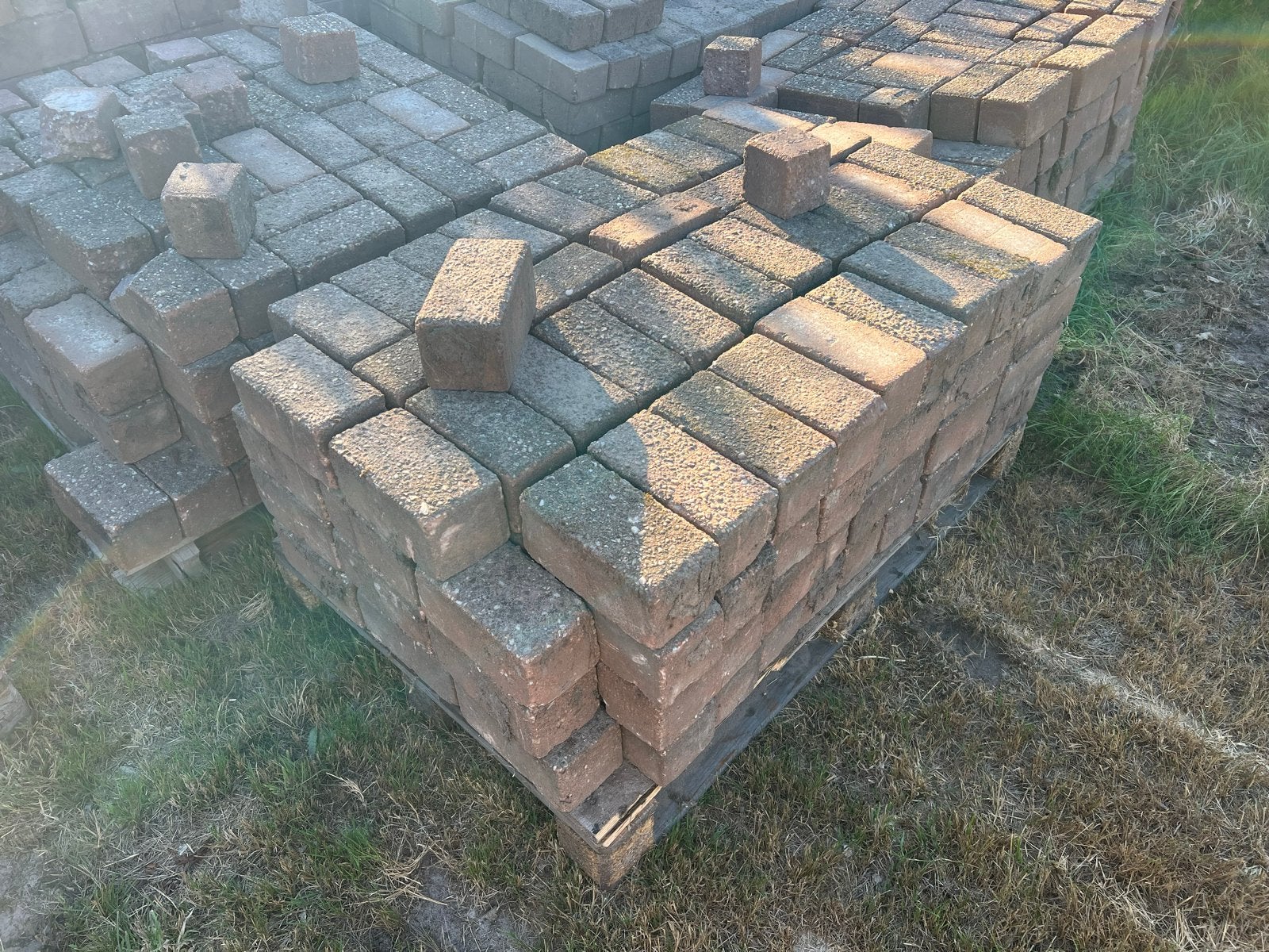 Gebruikte straat klinkers voor oprit of terras, Tuin en Terras, Overige materialen, Gebruikt, Klinkers, Ophalen of Verzenden