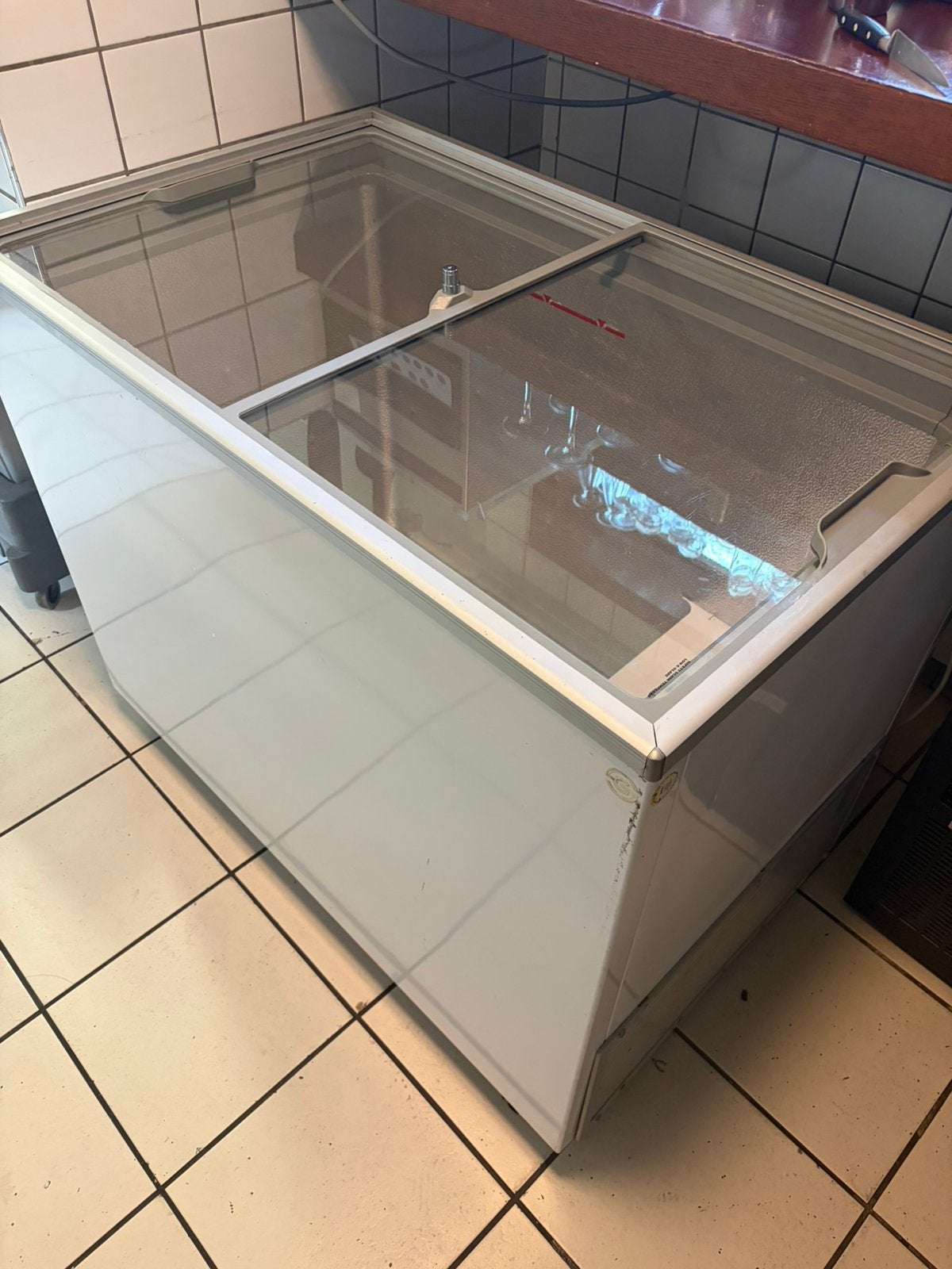 Gram Vrieskist, Ophalen, Gebruikt, Koelen en Vriezen
