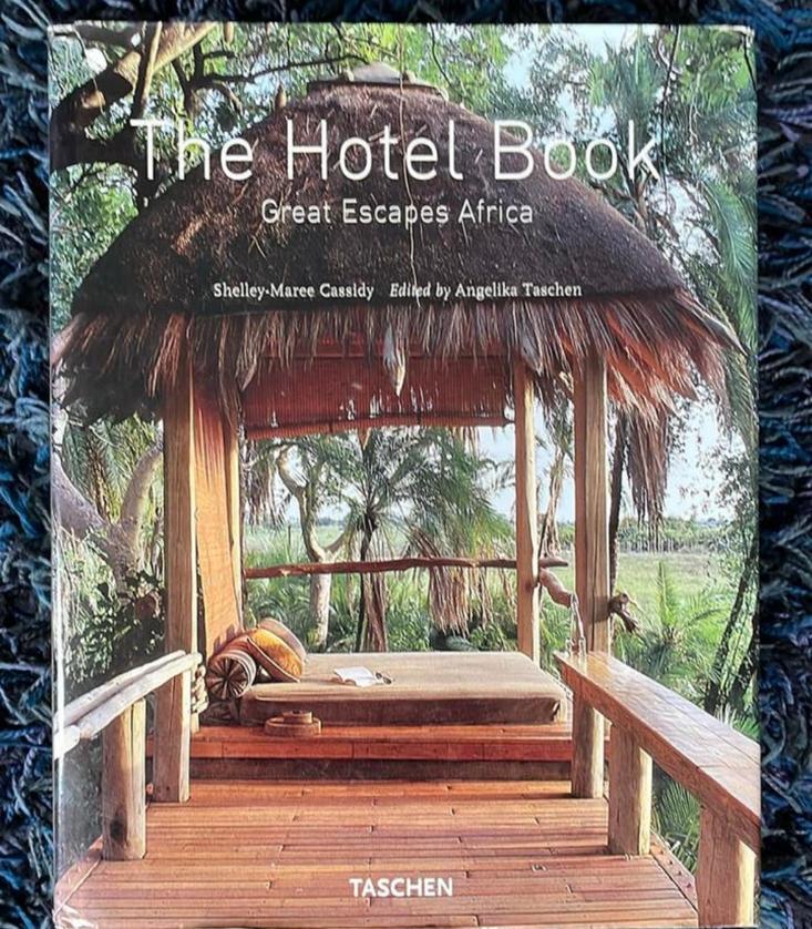 Taschen The Hotel Book Great Escapes Africa, Afrika, Ophalen of Verzenden, Reisgids of -boek, Gelezen