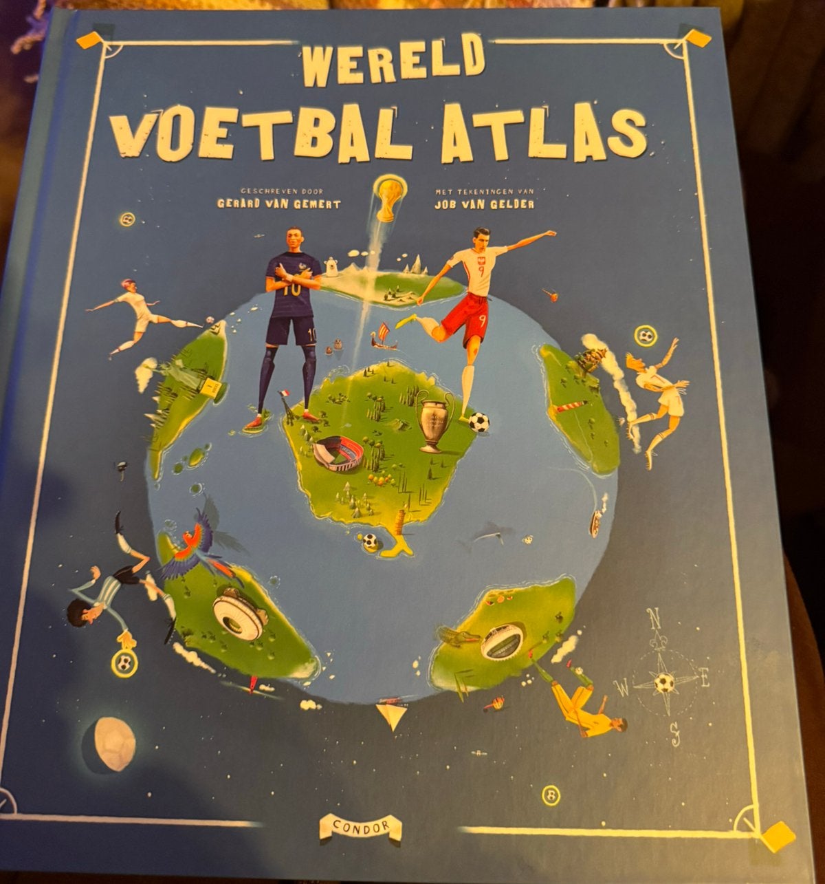 Gerard van Gemert - Wereld Voetbal Atlas, Boeken, Non-fictie, Gerard van Gemert, Nieuw, Ophalen of Verzenden