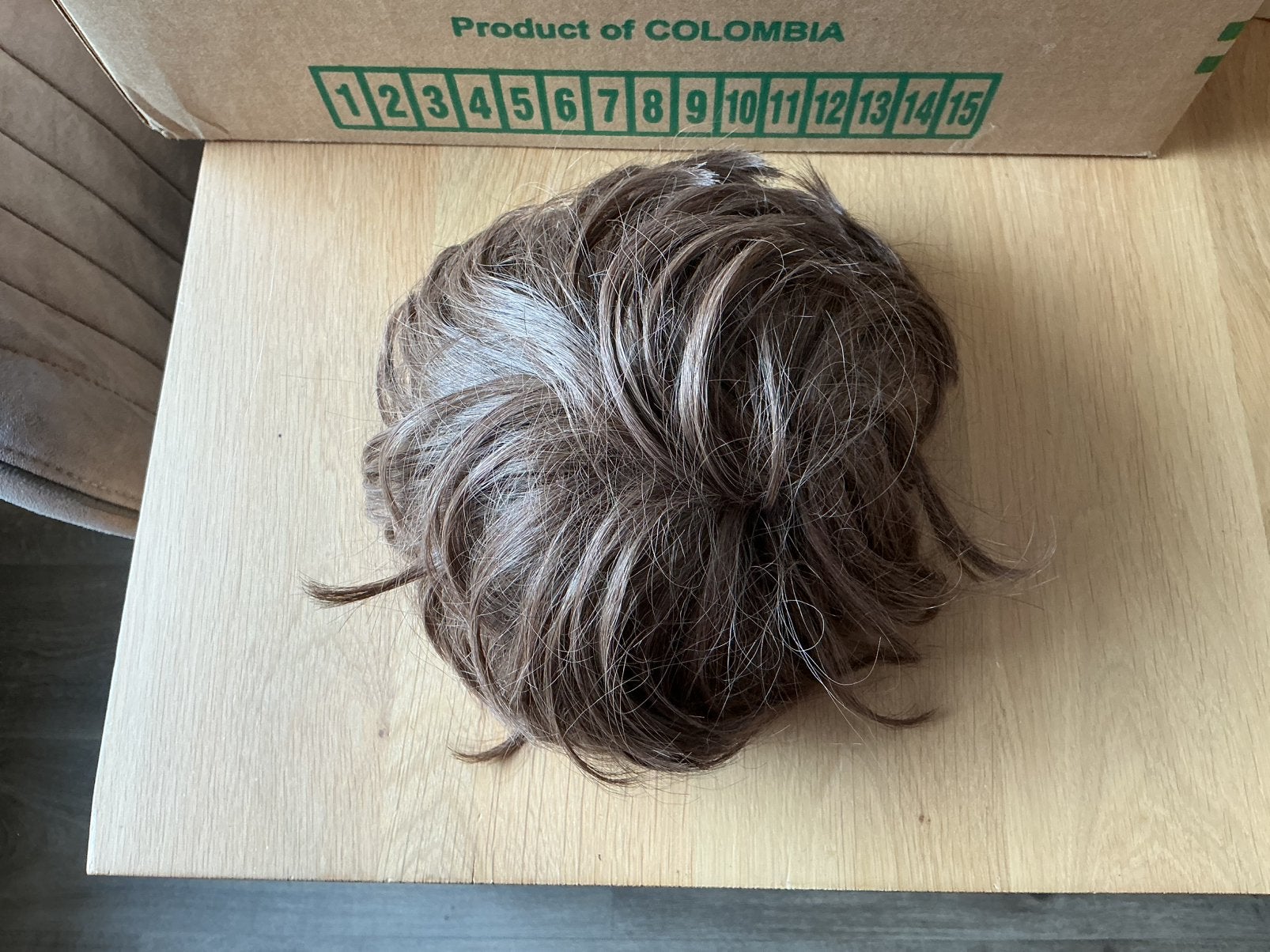 Mooie nette pruik bruin. Merk Carmen, Ophalen of Verzenden, Gebruikt, Overige typen