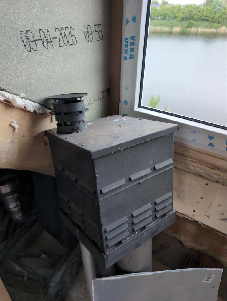 Gecombineerde rookgasafvoer, aanvoer en ventilatie unit, Ophalen, Gebruikt, Ventilator en Afzuiger