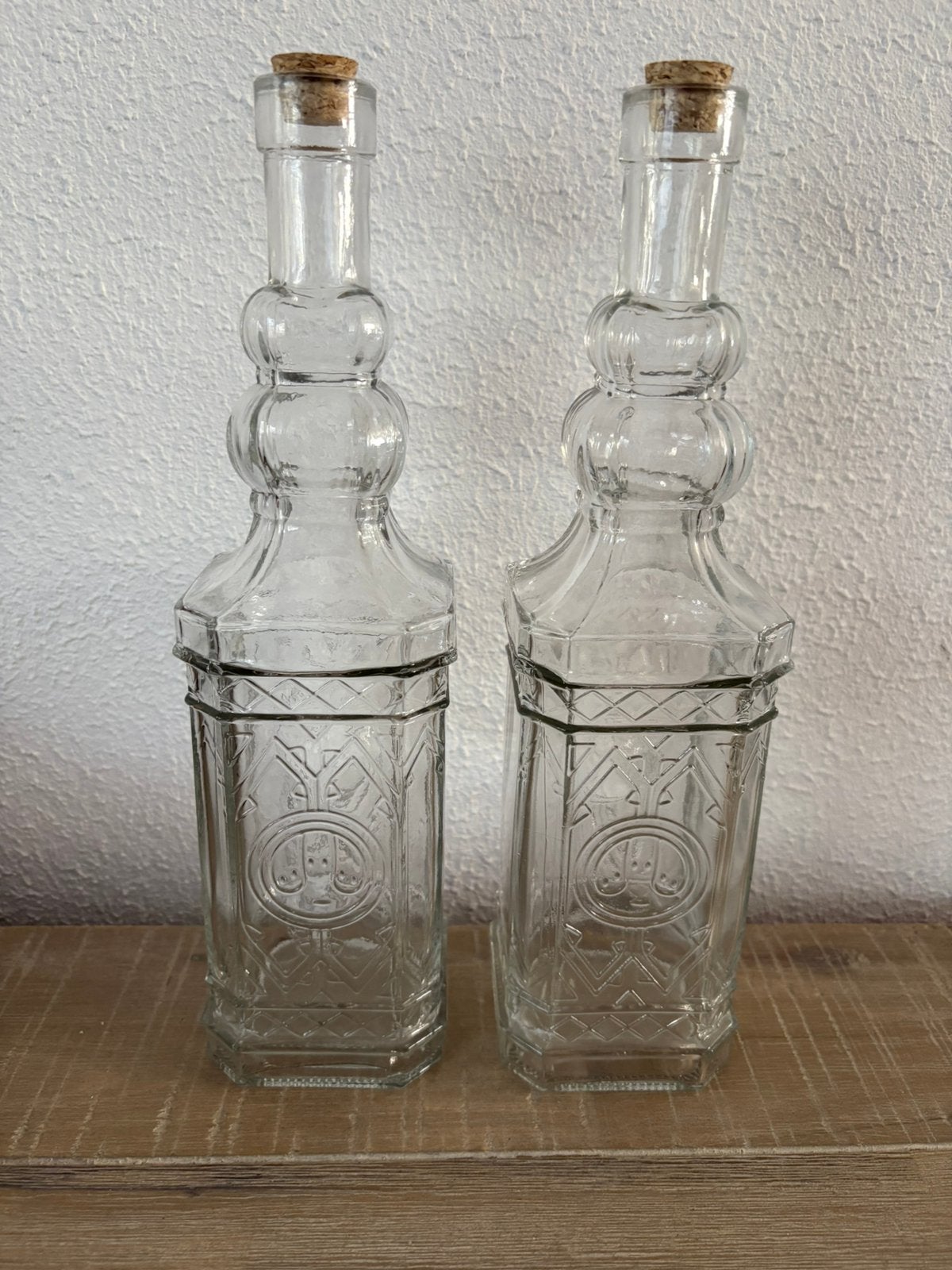 Twee glazen flessen met kurk dop, Ophalen, Zo goed als nieuw, Overige typen