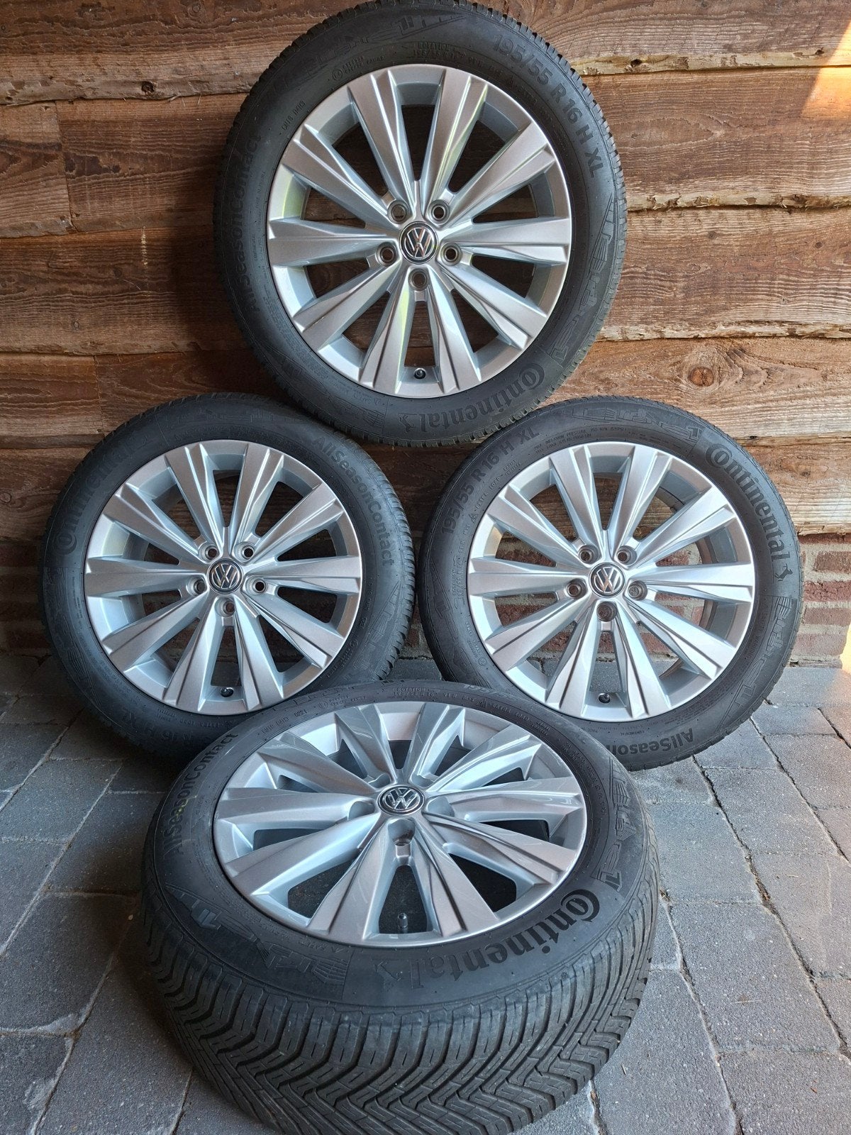 Originele 16 inch VW Polo ‘Las Minas’, AllSeason 195/55r16, Ophalen, Gebruikt, 16 inch, Banden en Velgen