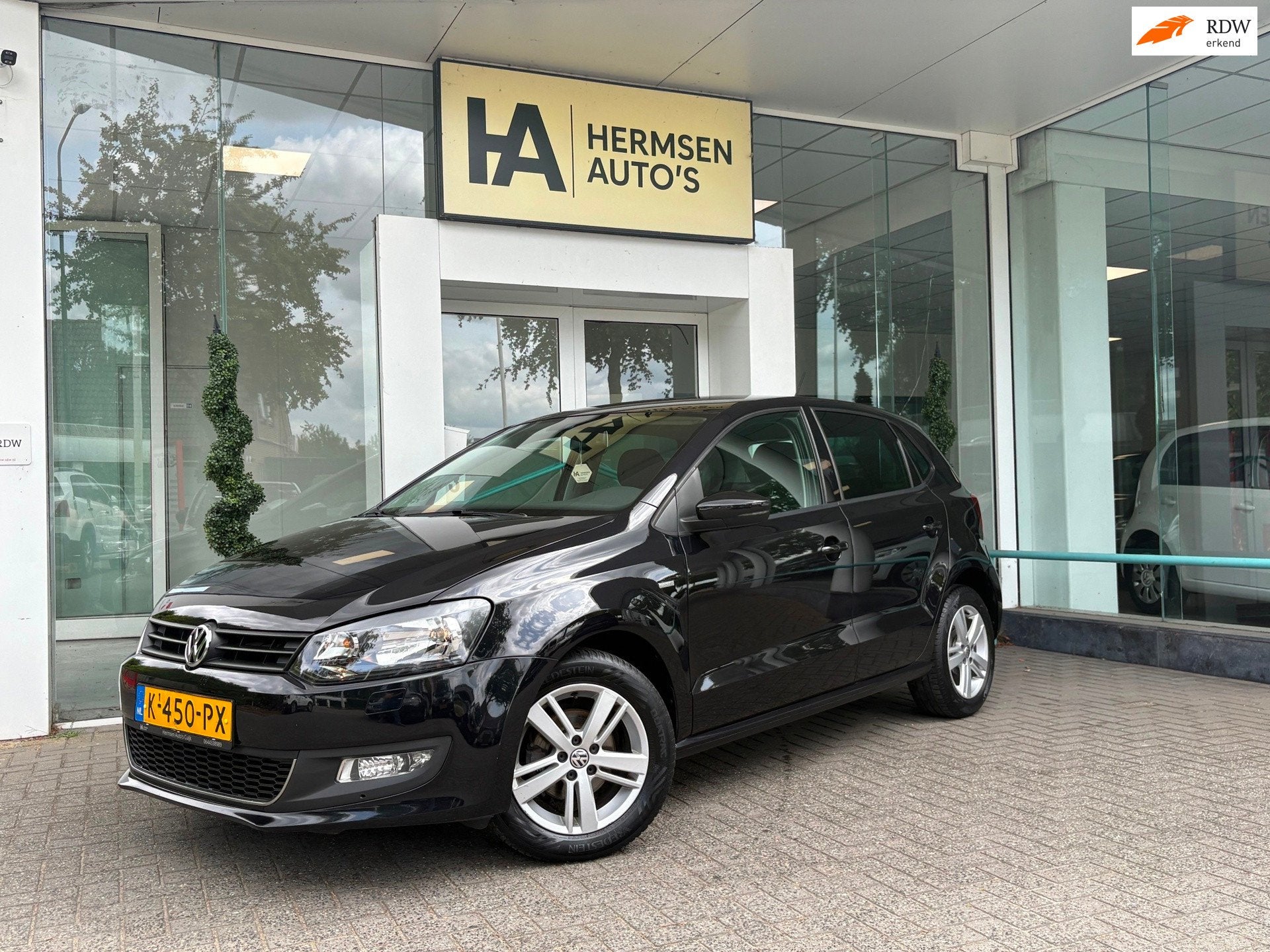 Volkswagen Polo 1.2-12V BlueMotion|CarPlay|Airco|Stoel V.W.|, Voorwielaandrijving, Euro 5, 967 kg, Zwart