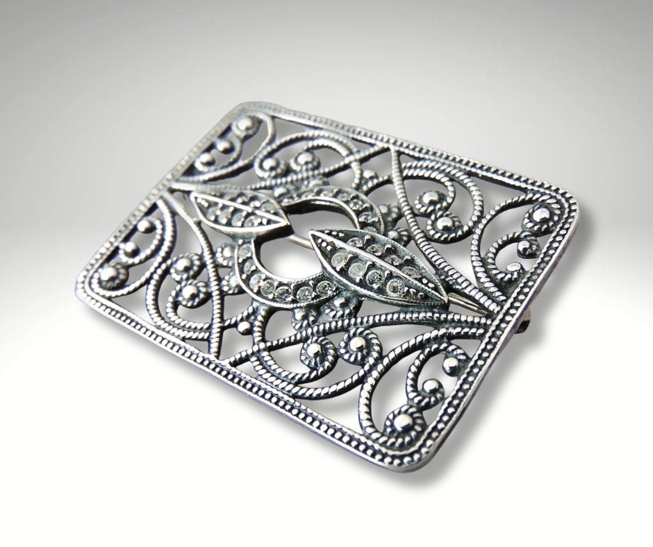 Mooie NIEUW Art Deco 925 zilveren Timeless Classics broche!, Sieraden, Tassen en Uiterlijk, Met kristal, Verzenden, Minder dan 4 cm