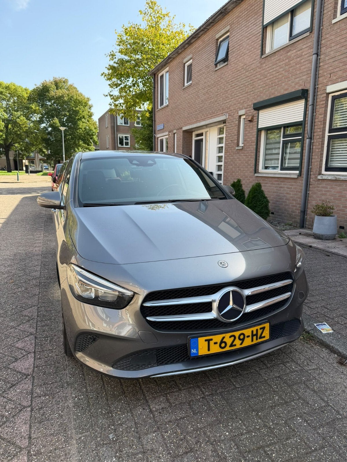 Mercedes-Benz B200 Progressive, Auto's, Voorwielaandrijving, Dealer onderhouden, Navigatiesysteem, 163 pk