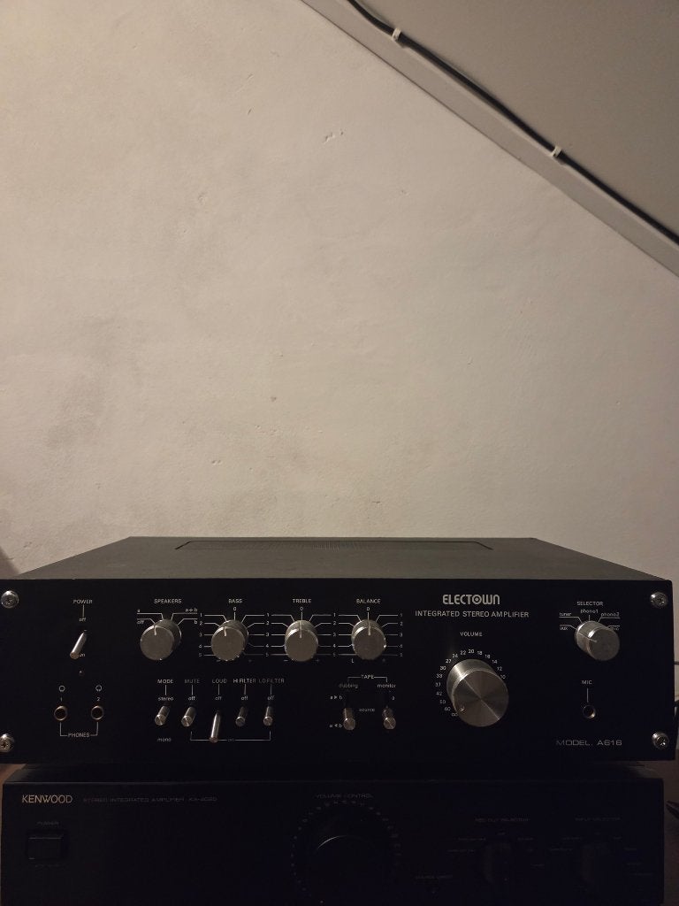 Electown Integrated Stereo Amplifier A616 (1977), Audio, Tv en Foto, Versterkers en Receivers, Zo goed als nieuw, Ophalen, Overige merken