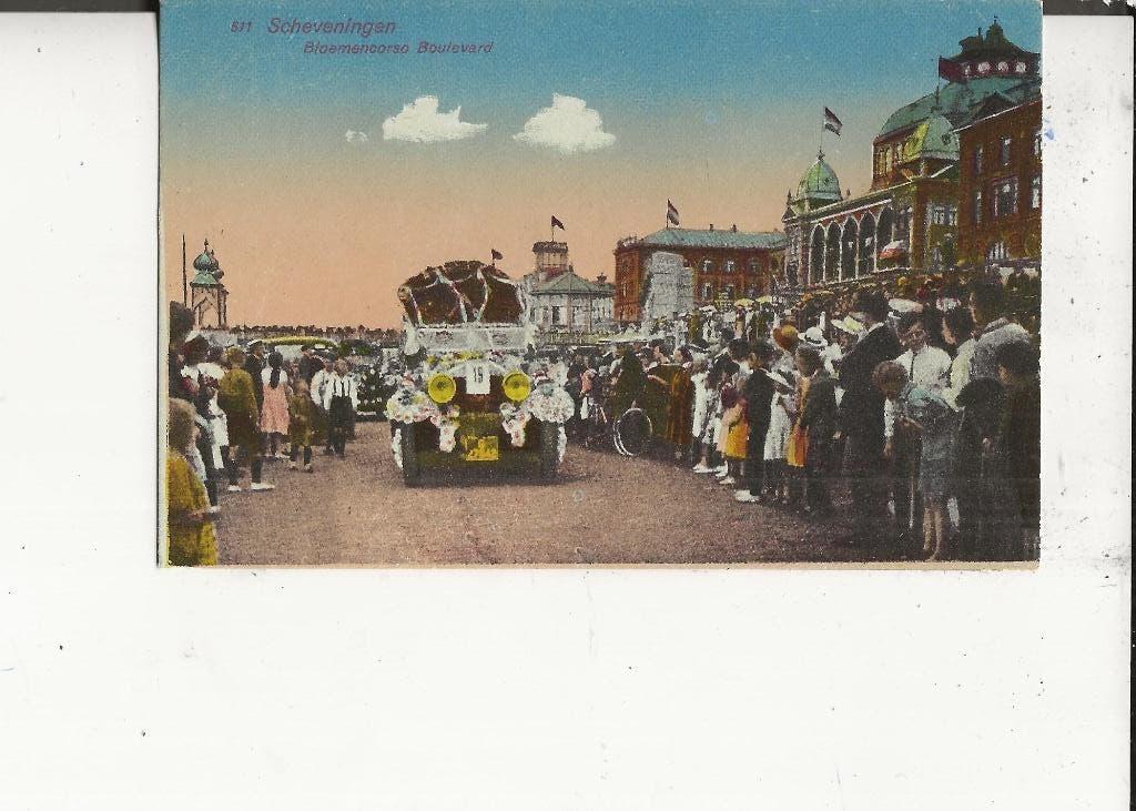 Scheveningen Boulevard met Bloemencorso praalwagen 19, Ophalen of Verzenden, 1920 tot 1940, Ongelopen, Zuid-Holland