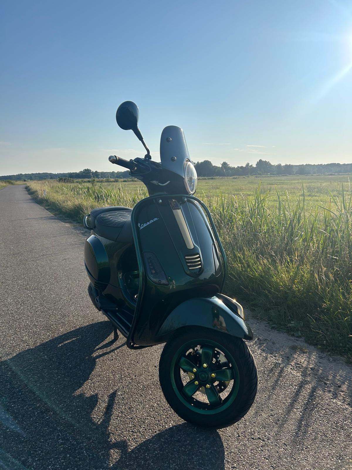 Vespa lx 125cc leader, Ophalen, Zo goed als nieuw, Benzine