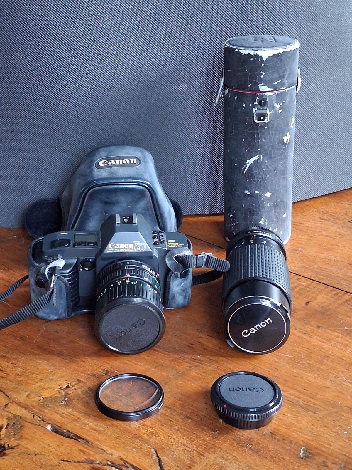 Canon T70 met FD-zoomlenzen, Ophalen of Verzenden, Zo goed als nieuw, Spiegelreflex, Canon