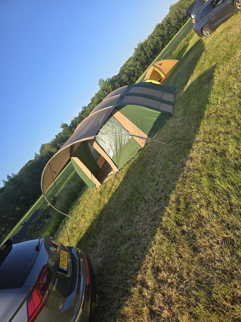 Falco zeearend 6 persoons tent, Caravans en Kamperen, Ophalen of Verzenden, Zo goed als nieuw, Tot en met 4