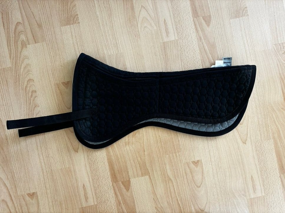 Mattes Equestrian zadel onderlegger (verstelbaar), Dieren en Toebehoren, Paarden en Pony's | Overige Paardenspullen, Ophalen of Verzenden