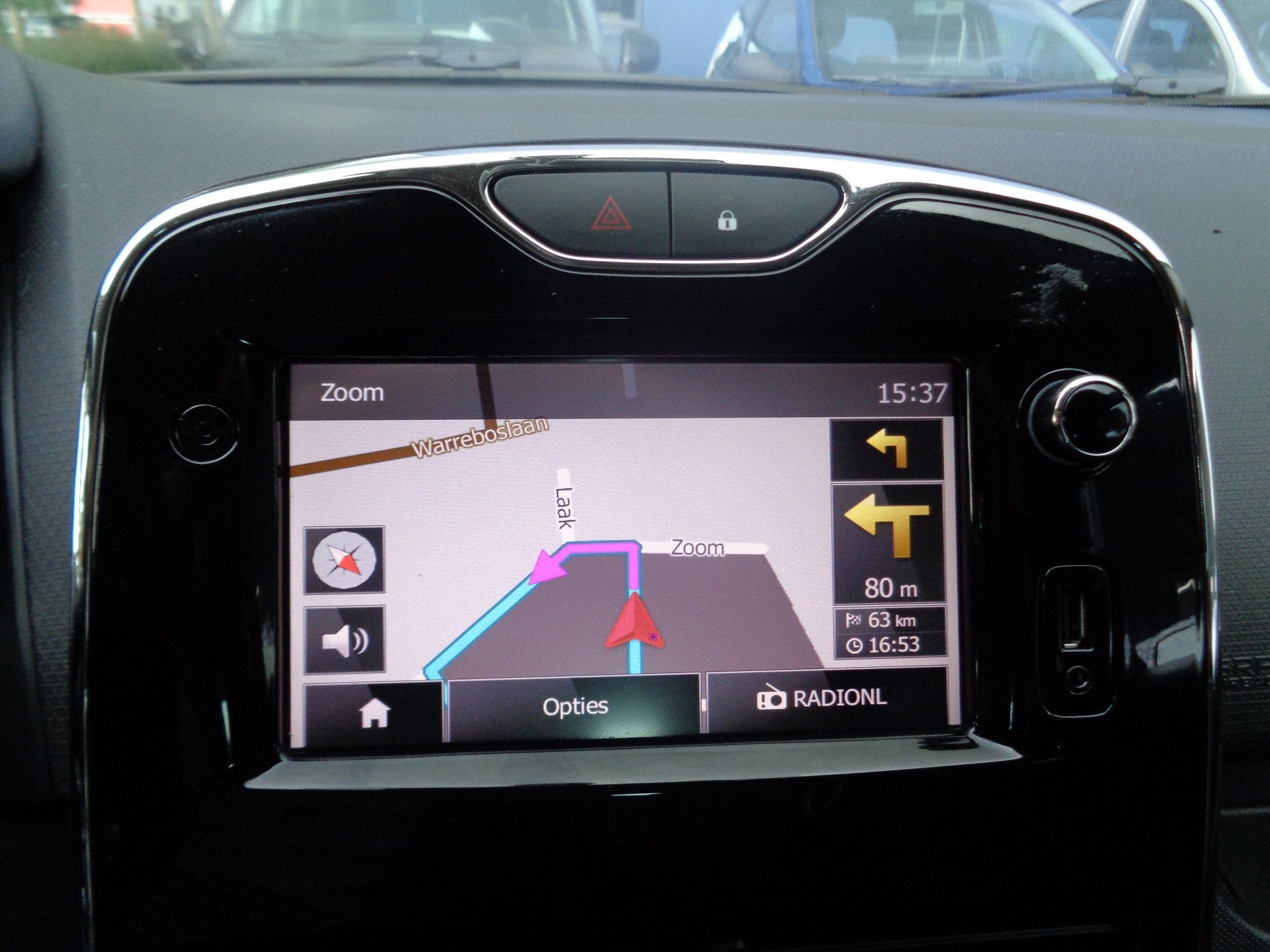 Renault Clio Estate 0.9 TCe Night&Day 90PK Airco Cruise Navi, Voorwielaandrijving, Wit, Origineel Nederlands, Handgeschakeld
