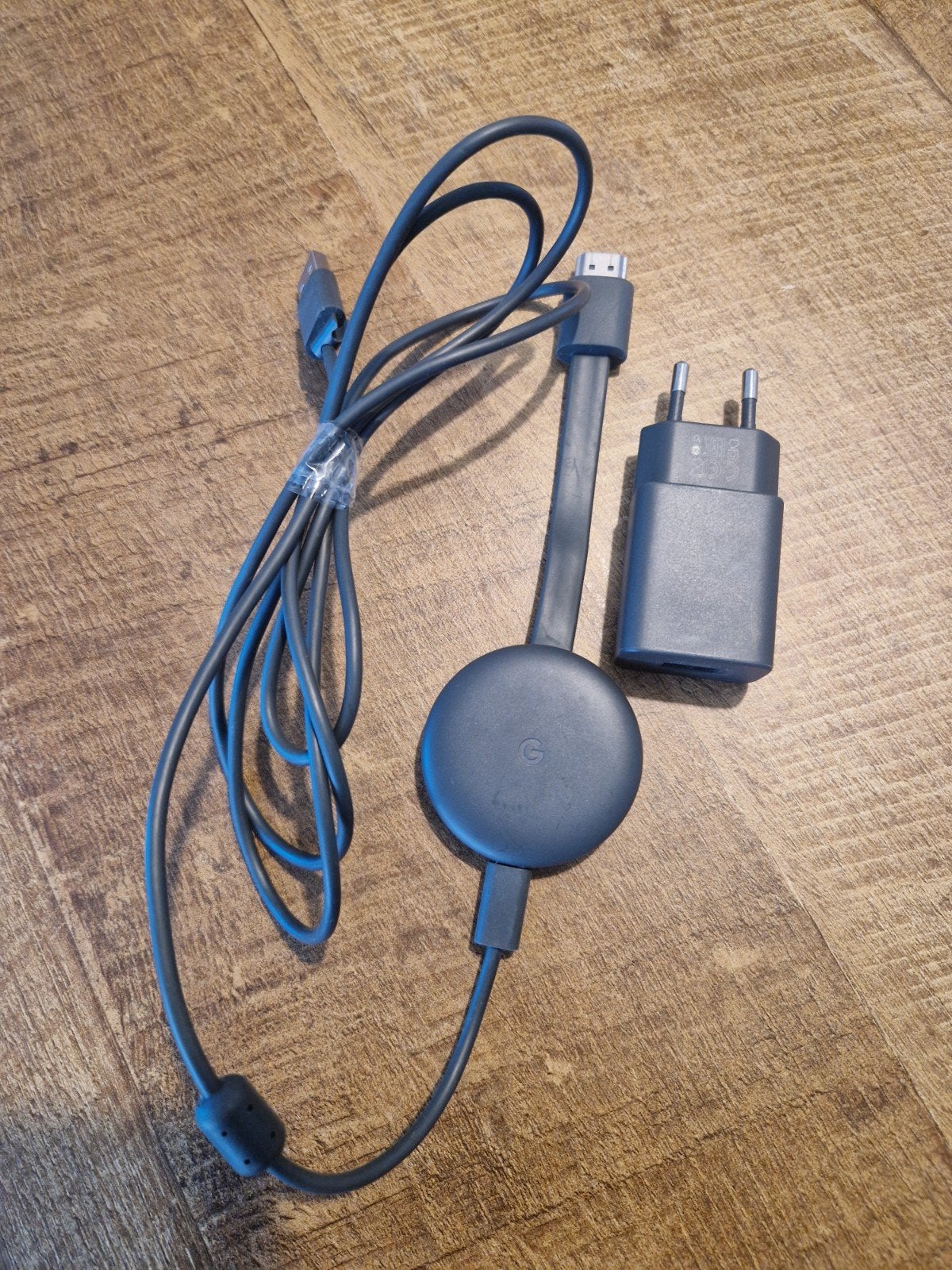 Google Chromecast 2 (2e generatie) - Stream media, Ophalen of Verzenden, Gebruikt, HDMI, Zonder harde schijf