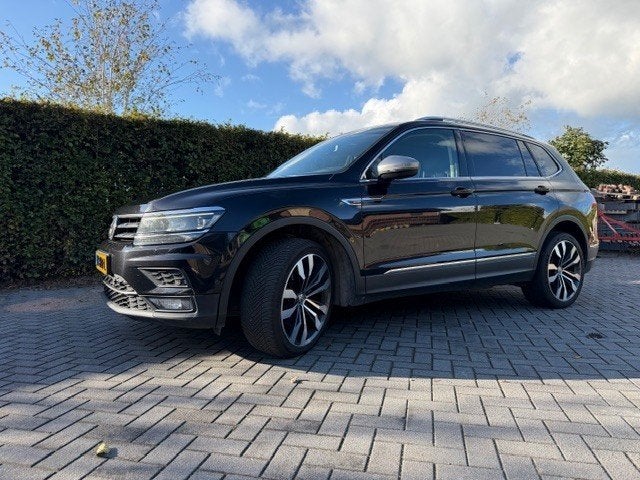 Volkswagen Tiguan 2.0 TDI 190pk 4MOTION 7-DSG 2018 Zwart, Automaat, Stof, Zwart, Zwart