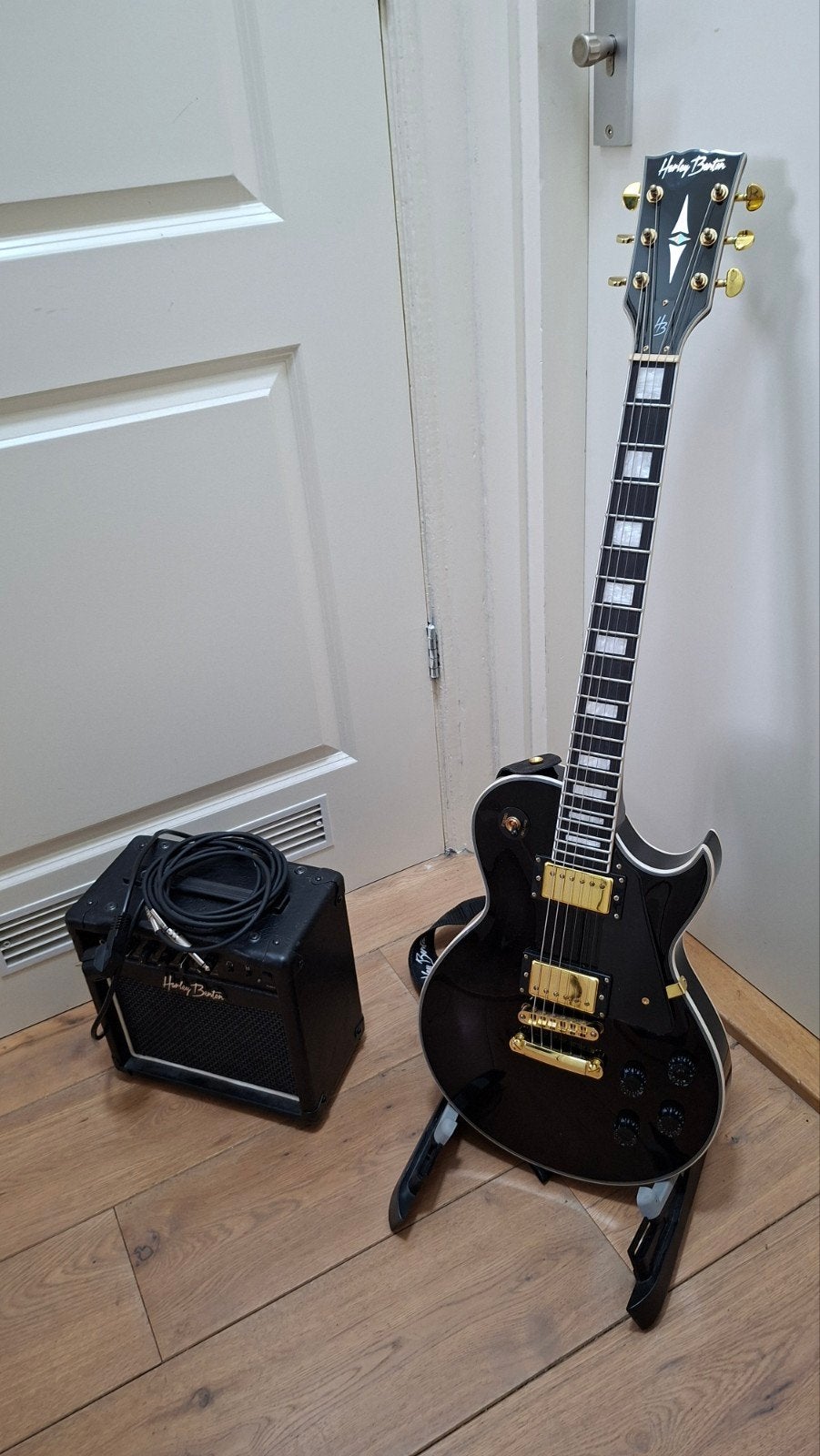 Harley Benton SC-500 BK Vintage Series gitaar set, Muziek en Instrumenten, Met versterker, Zo goed als nieuw, Solid body, Ophalen